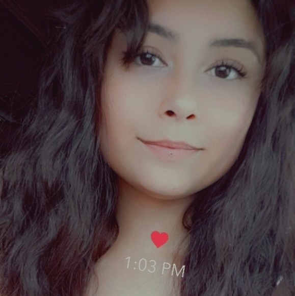 Meet your Posher, Chy Summer - Picture 1 of 6